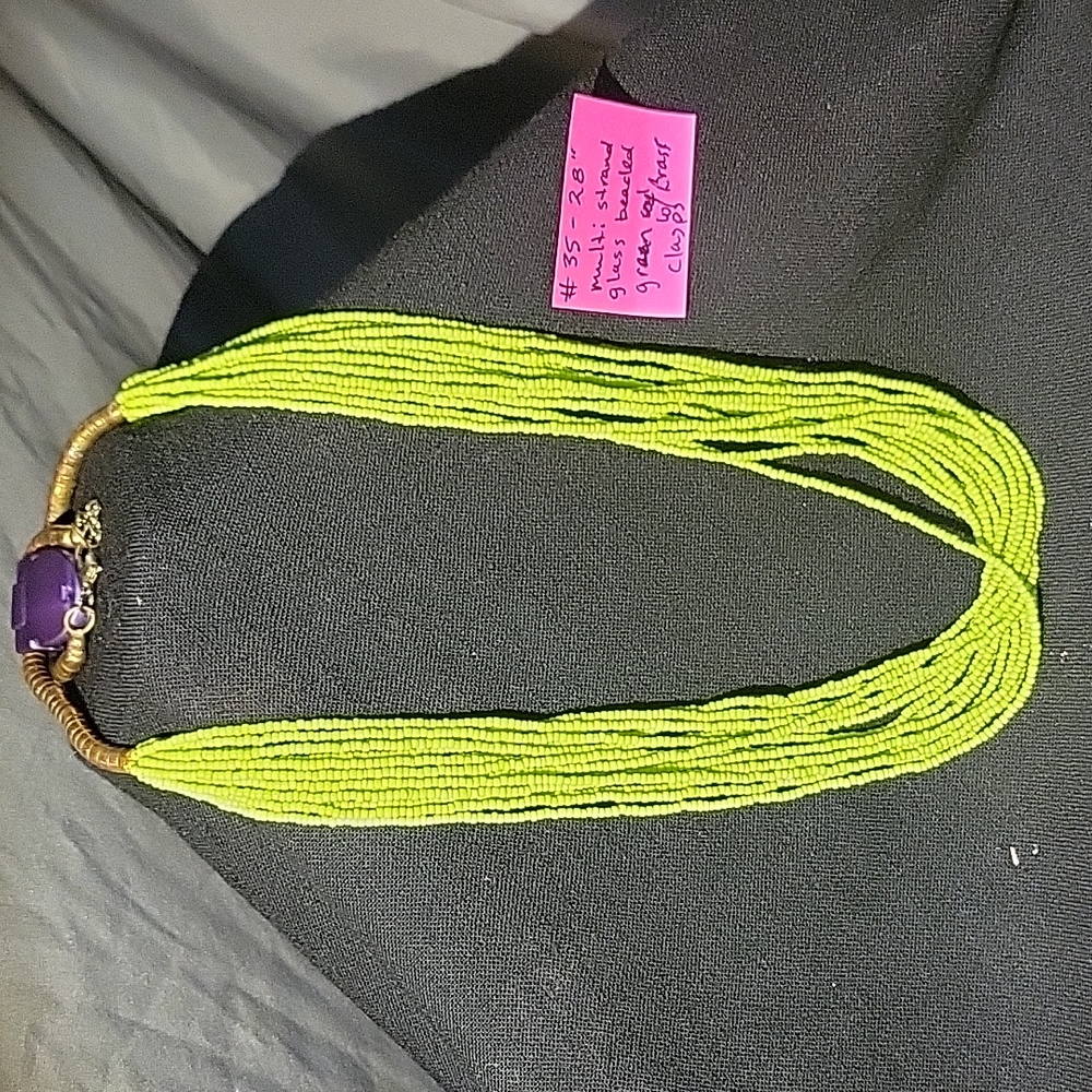 28" green glass beaded necklace